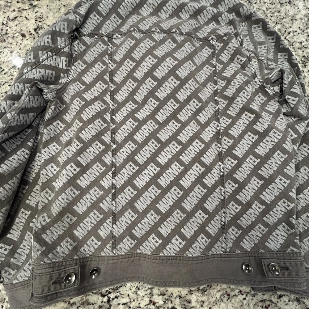 Marvel Logo‎ Patterned Gray Shacket Jacket for Men Medium